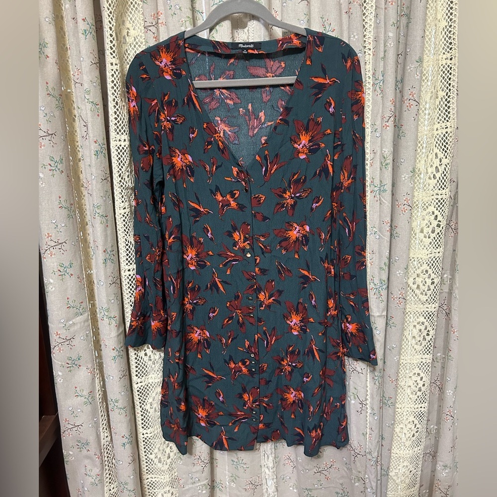 2/$28 Madewell Floral Button Front Easy Dress Size Medium